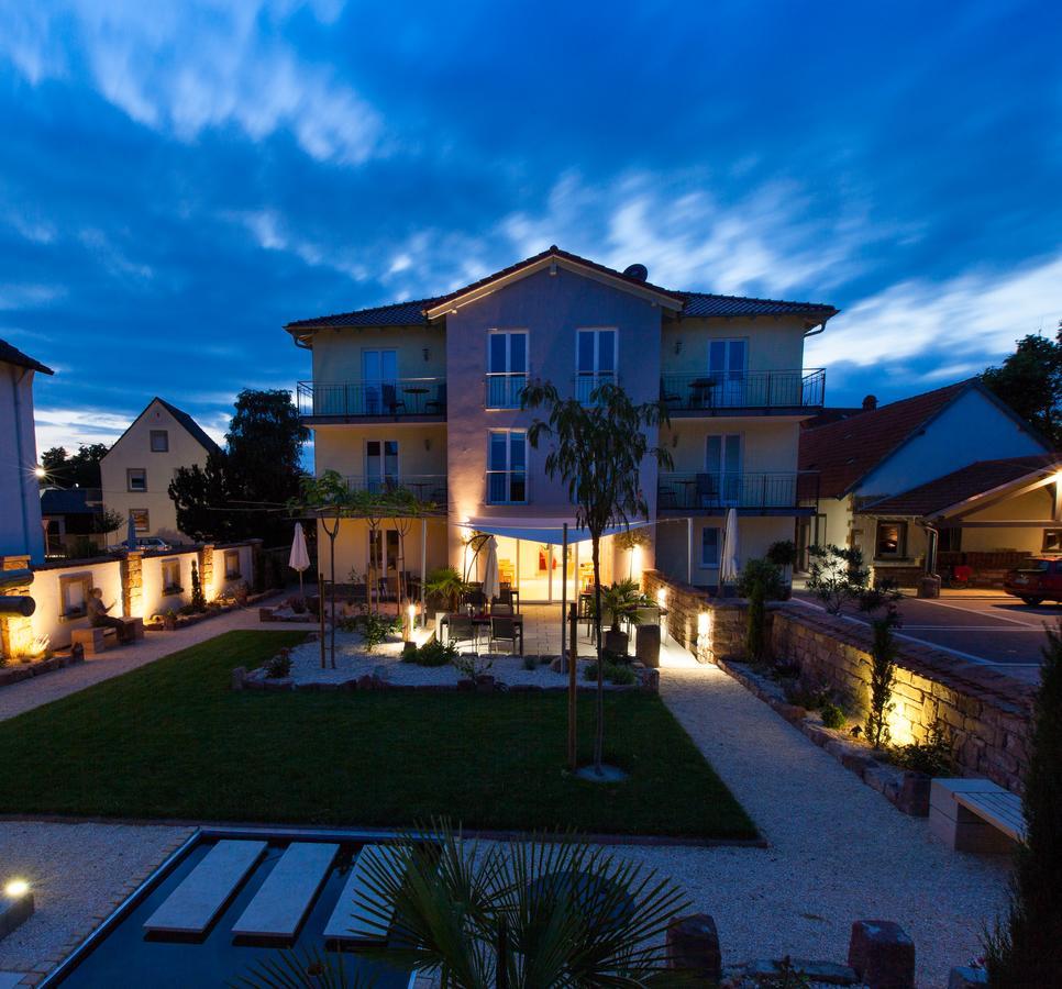 Casa Palatina Bed & Breakfast Grosskarlbach Exterior photo
